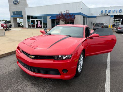 Used 2015 Chevrolet Camaro LS RWD image 36