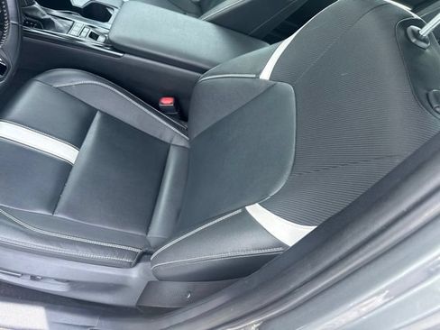 Used 2025 Toyota Camry SE FWD image 11