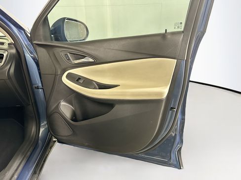 Used 2025 Buick Encore GX Preferred FWD image 31