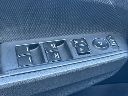 Used 2010 Honda Accord LX-P image 12