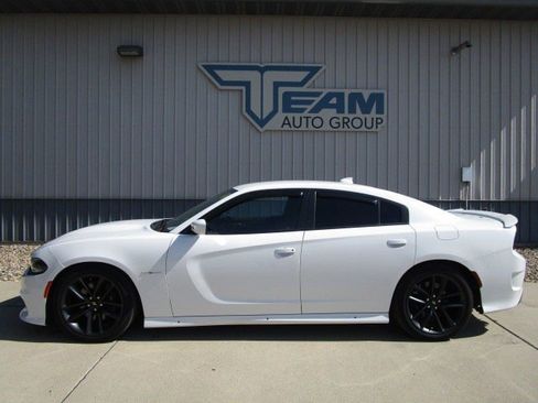 Used 2020 Dodge Charger R/T w/ Performance Handling Group image 4