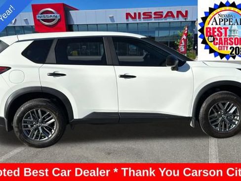 Certified 2023 Nissan Rogue S FWD image 2