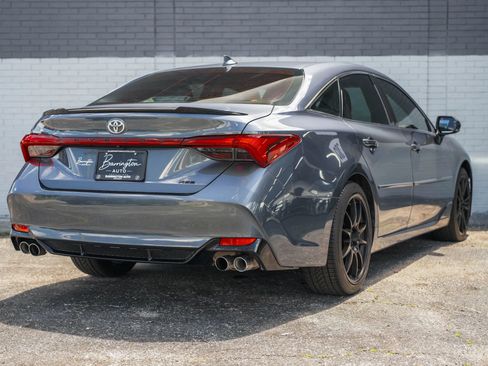 Used 2019 Toyota Avalon XSE FWD image 5