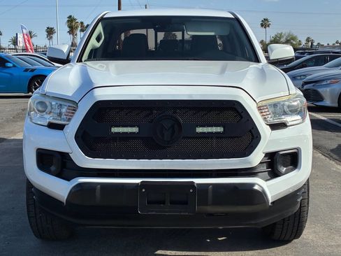 Used 2018 Toyota Tacoma SR w/ SR Convenience Package RWD image 13