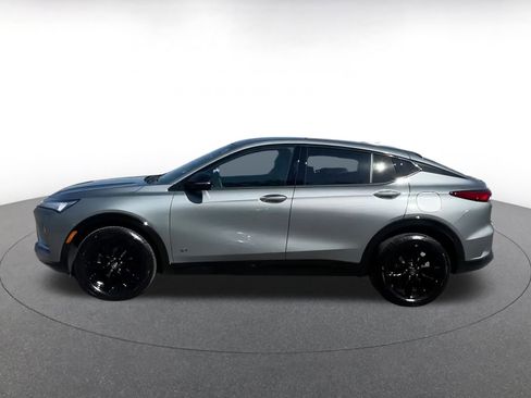 Used 2025 Buick Envista Sport Touring image 9