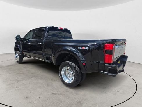 Used 2024 Ford F450 Platinum AWD/4WD image 3