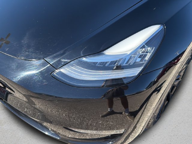 Used 2021 Tesla Model Y Long Range AWD/4WD image 26