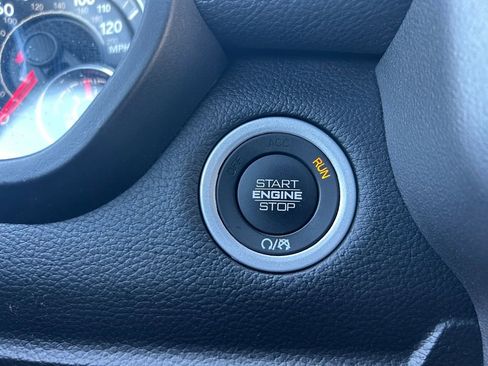 Used 2021 RAM 1500 Laramie w/ Sport Appearance Package image 17