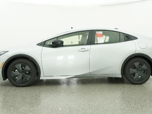 New 2026 Toyota Prius Plug-In Hybrid image 19