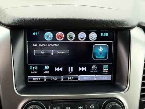 Used 2017 Chevrolet Suburban LT image 13