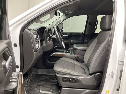 Used 2020 GMC Sierra 1500 Elevation w/ Elevation Value Package AWD/4WD image 3