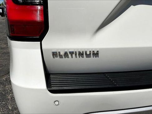 Used 2020 Ford Expedition Max Platinum AWD/4WD image 23