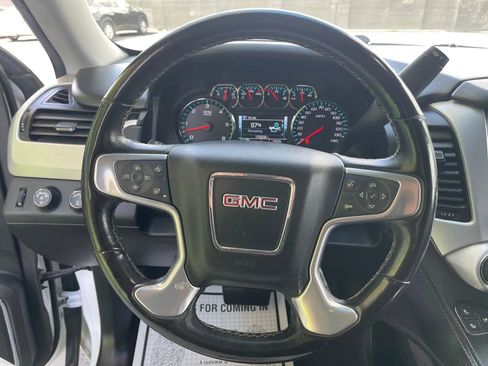 Used 2019 GMC Yukon XL SLT AWD/4WD image 22