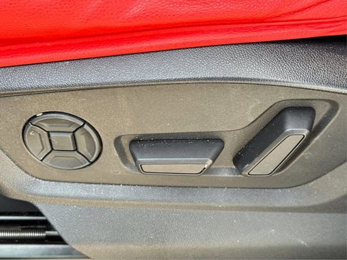 Used 2021 Audi Q8 Premium w/ Black Optic Package image 36