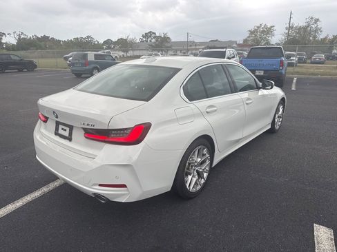 Used 2025 BMW 330i Sedan image 7