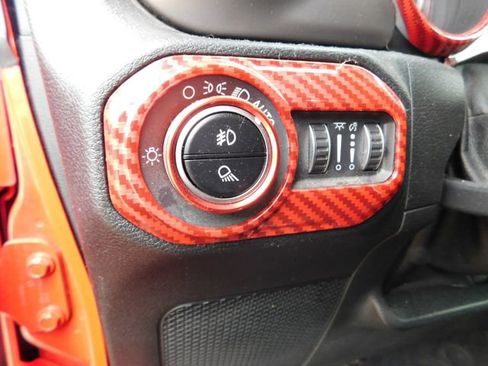 Used 2020 Jeep Gladiator Sport w/ Quick Order Package 24S image 26