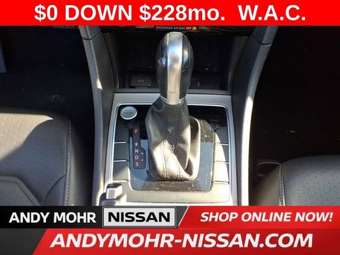 Used 2020 Volkswagen Passat 2.0T SE image 18