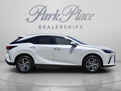 Used 2025 Lexus RX 350 Premium w/ Accessory Package (Z1) FWD image 6
