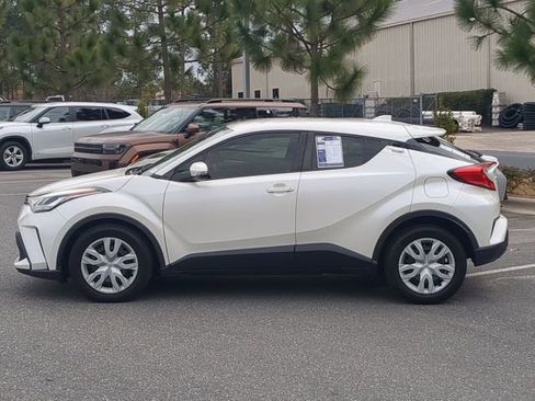 Used 2021 Toyota C-HR LE image 7