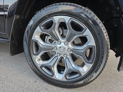 Used 2022 RAM 1500 Limited image 16