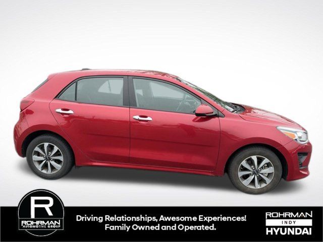 Used 2023 Kia Rio S w/ Technology Package FWD image 4