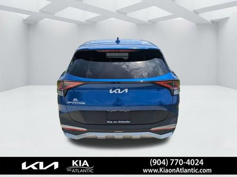 Used 2023 Kia Sportage EX FWD image 4