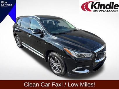 Used 2019 INFINITI QX60 Luxe w/ Essential Package