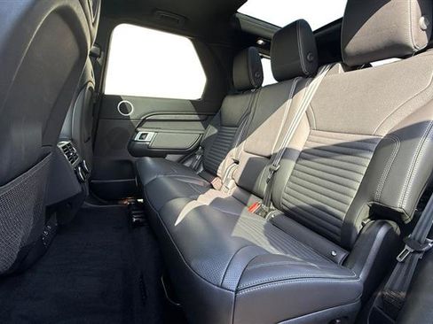 Used 2023 Land Rover Discovery S R-Dynamic AWD/4WD image 16