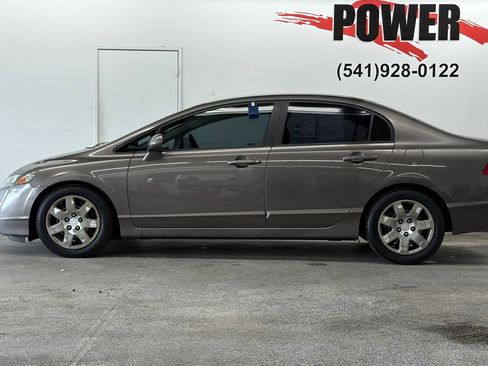 Used 2010 Honda Civic LX image 6