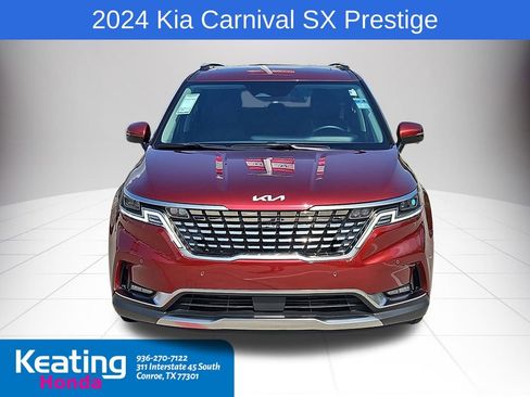 Used 2024 Kia Carnival SX Prestige FWD image 2