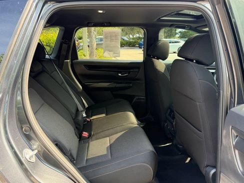 Used 2024 Honda CR-V Sport image 17