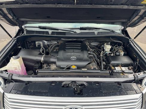 Used 2014 Toyota Tundra Limited image 23