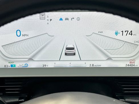 Used 2024 Hyundai Ioniq 5 Limited image 28
