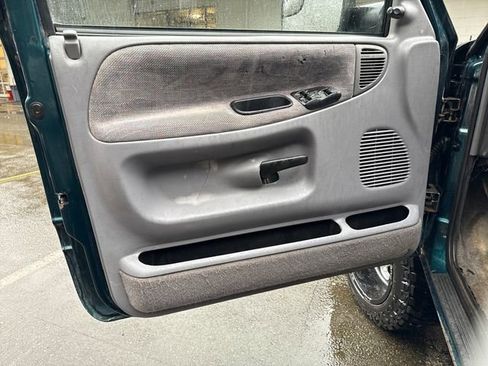 Used 1997 Dodge Ram 2500 Truck 4x4 Club Cab image 28