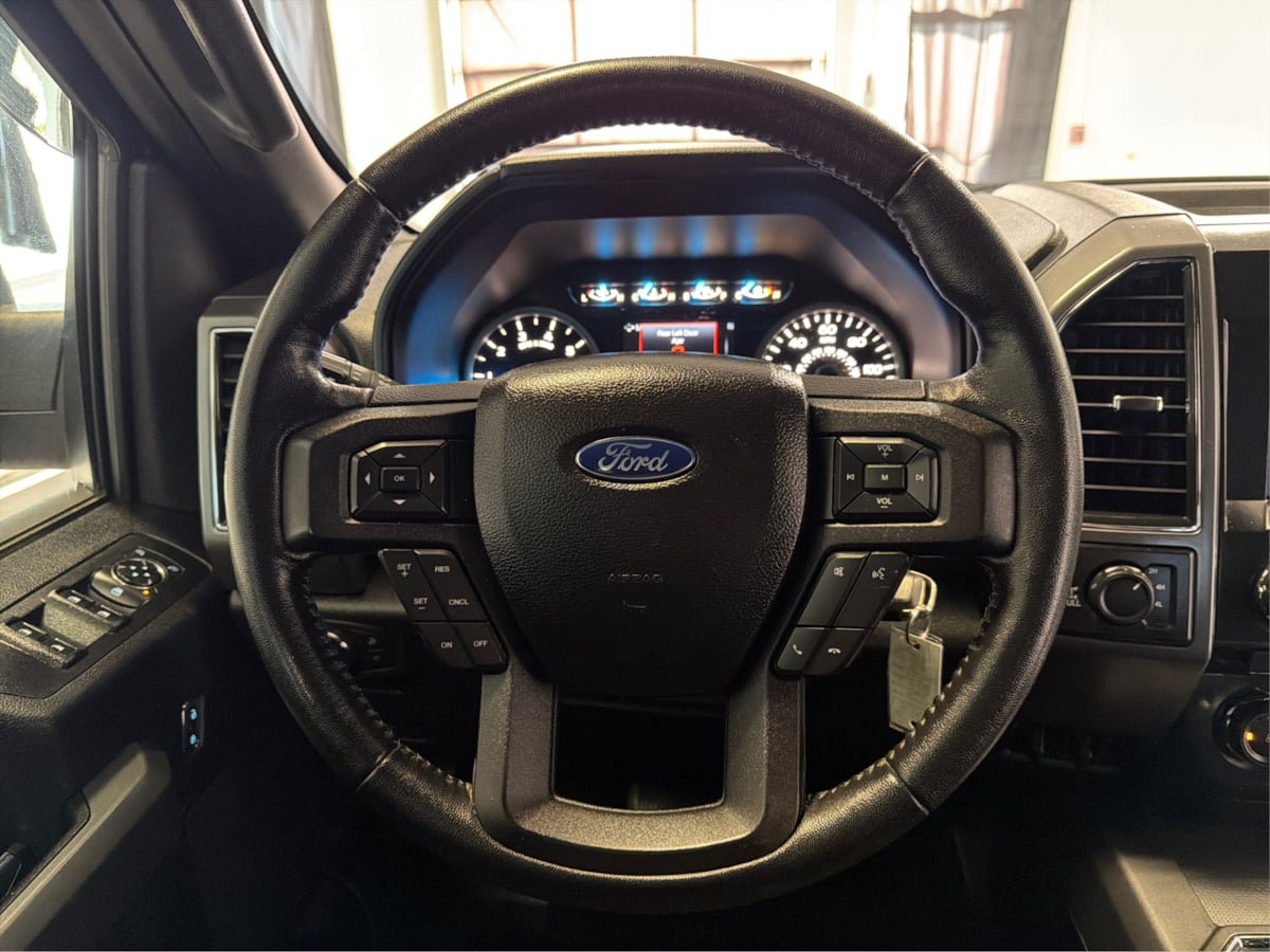 Used 2017 Ford F150 XLT w/ Equipment Group 302A Luxury AWD/4WD image 20