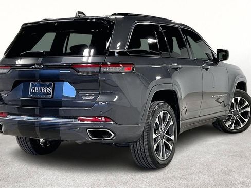 Used 2022 Jeep Grand Cherokee Overland w/ Adv Protech Group III image 2