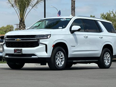 Used 2024 Chevrolet Tahoe LS RWD image 8