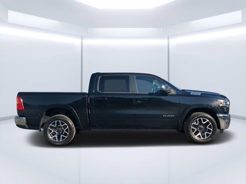 Used 2025 RAM 1500 Laramie AWD/4WD image 2