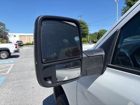 Used 2024 RAM 2500 Big Horn AWD/4WD image 12