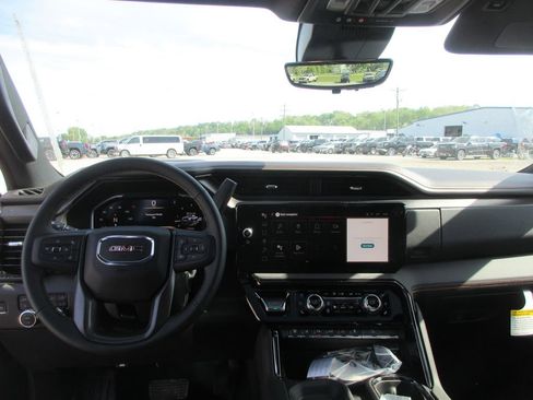 New 2026 GMC Sierra 2500 AT4 AWD/4WD image 16