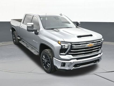 Used 2025 Chevrolet Silverado 2500 LTZ w/ LTZ Plus Package image 63