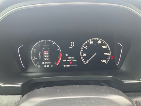 Used 2023 Honda Pilot Sport image 14