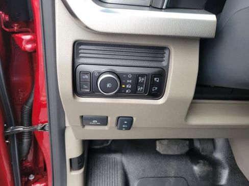 New 2026 Ford F350 Platinum w/ Platinum Plus Package image 30