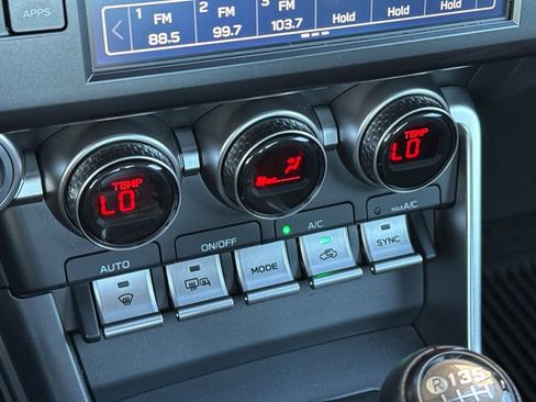 Used 2023 Toyota GR86 w/ ALL Weather Mat Package (TMS) image 17