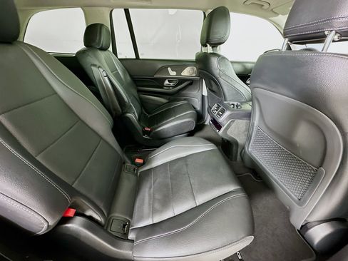 New 2026 Mercedes-Benz GLS 450 4MATIC image 31