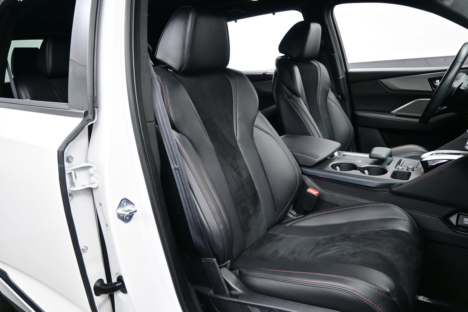 Used 2023 Acura MDX A-Spec AWD/4WD image 14