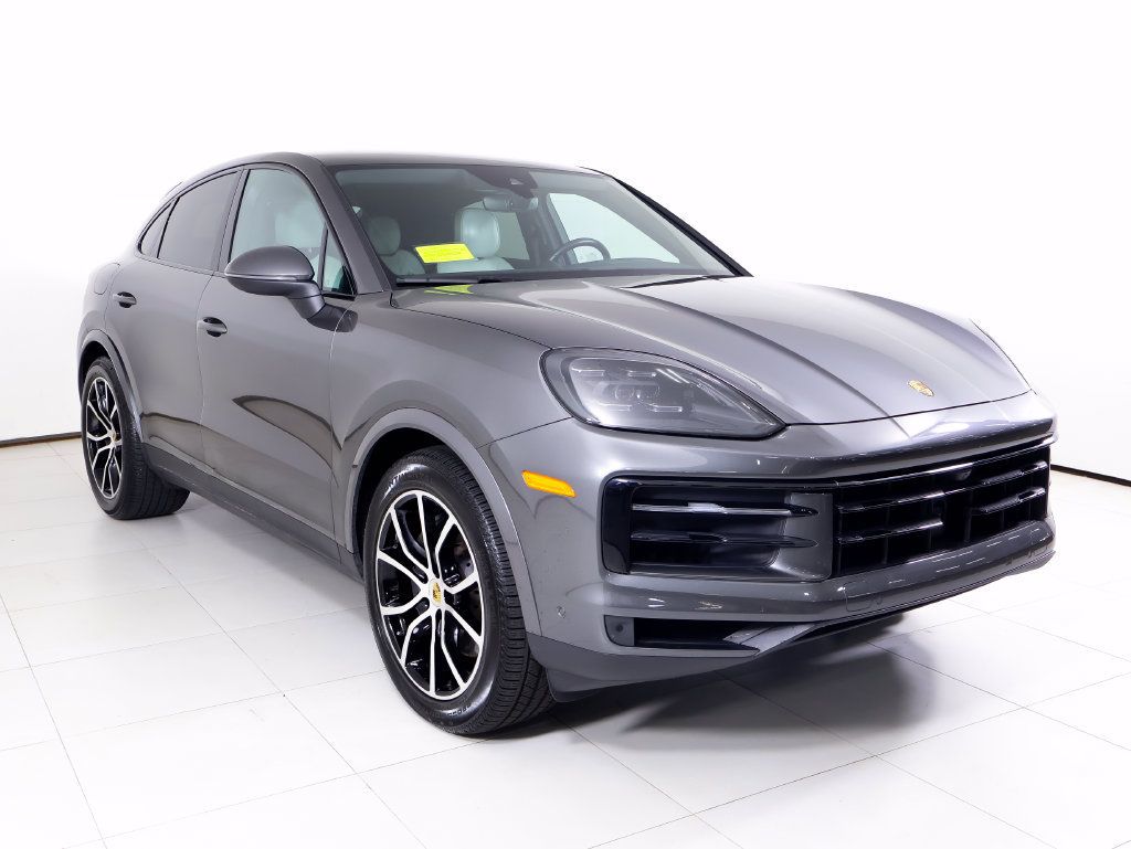 Certified 2024 Porsche Cayenne Coupe AWD/4WD image 38