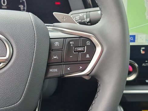 Used 2025 Lexus RZ 300e w/ Accessory Package (2T) FWD image 20