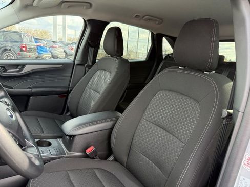 Used 2025 Ford Escape Active AWD/4WD image 14