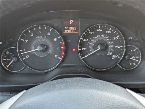 Used 2012 Subaru Outback 3.6R Limited w/ Moonroof Pkg image 11